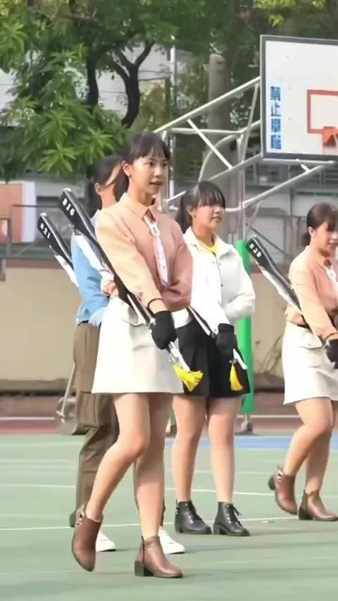 台湾一档电视节目。说是8名台湾的学生到大陆交流学习，7名学生都喊太难了。说句实话