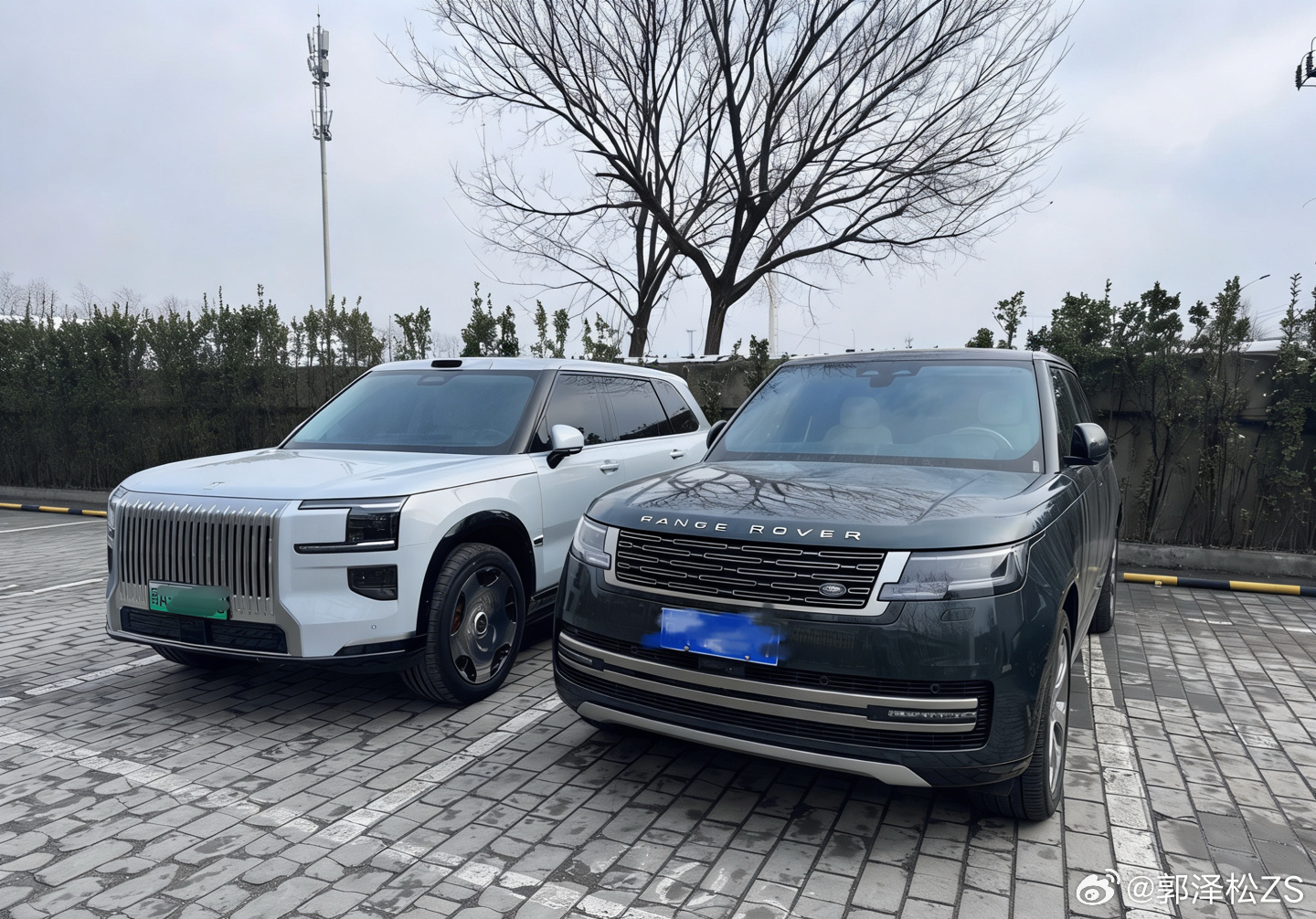 国产新势力豪华旗舰vs英国皇室御用座驾 这气场对比还行吧？ 