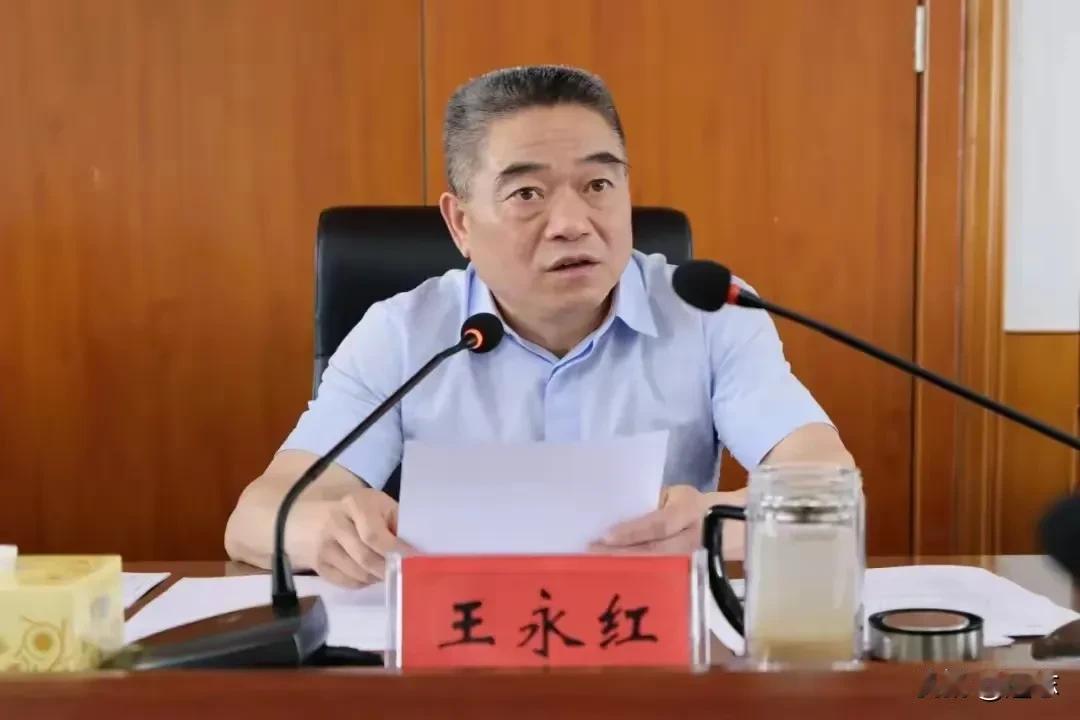 据报道：
国家监委派员查处湖南省隆回县两任县委书记收受贿赂，放任不良商家将劣质米