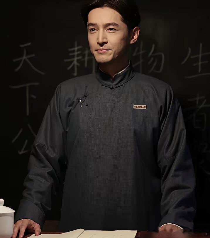 有人说胡歌电视剧演一部火一部，可一到大银幕，就成了票房毒药，从《三滴血》的200