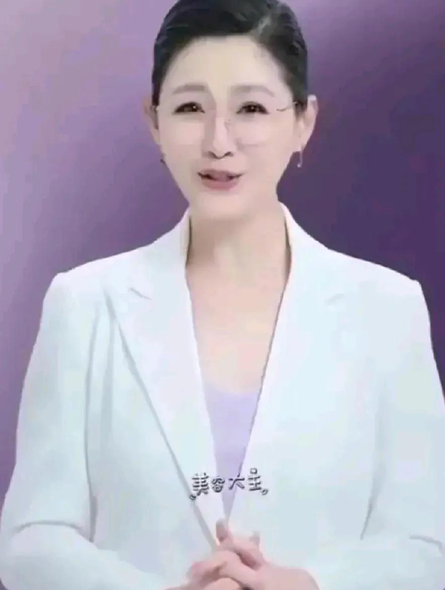大S紧握流量密码，为大牌奶粉代言！真没想到，久未露面接广告的她， 一来就是“王炸