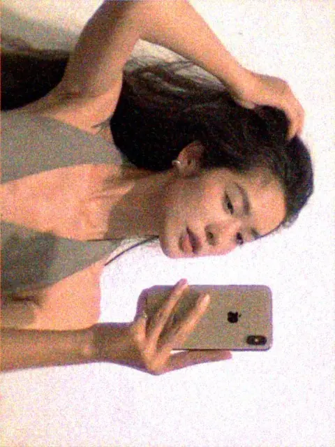 谁管你啊 上不了台面的东西。