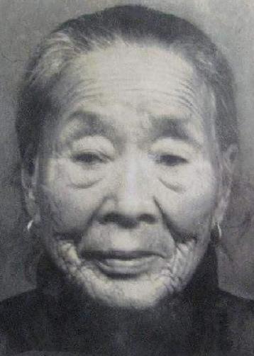 “戴笠情妇！”1949年，国民党美女特工张春莲，为了保命，隐姓埋名嫁给农民！30