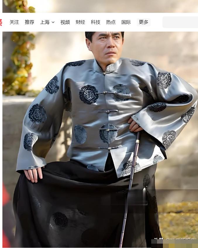 这就是老戏骨的坚守吧，
陈宝国为等《大宅门》三年没接戏，
大家都以为他要放弃了，