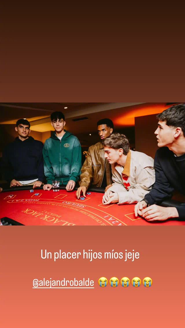 加维又在给自己偷偷升辈分了💬“很高兴见到我的孩子们，嘿嘿”巴萨  🔴🔵Fo