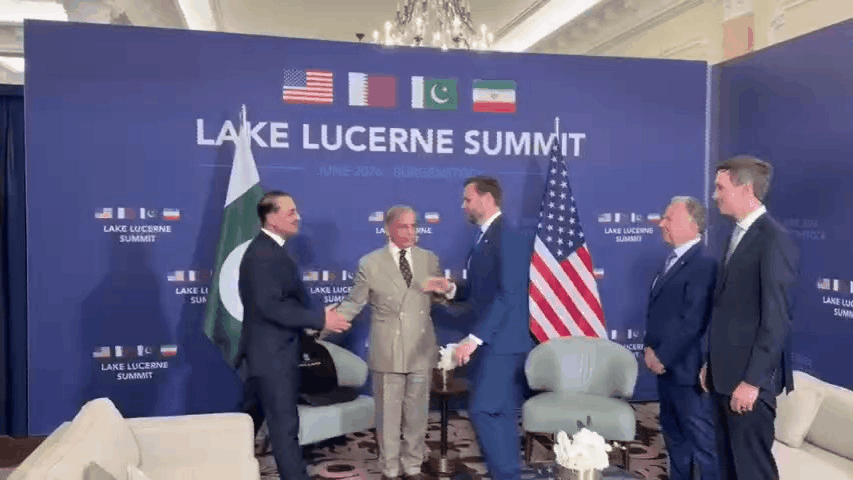 ❗️🇶🇦据卡塔尔外交部消息，在美国与伊朗之间，由卡塔尔和巴基斯坦斡旋的正式谈
