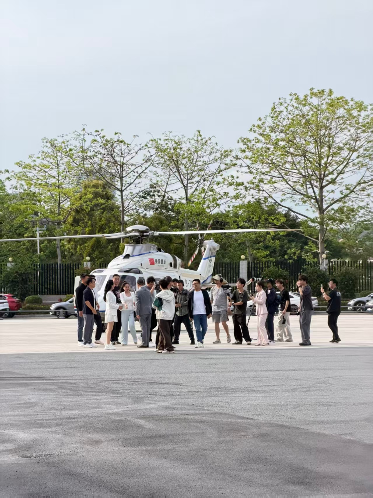 用最高礼遇接老车主回家，腾势用实力宠粉！今晚 19:30，第二代腾势 D9 正式