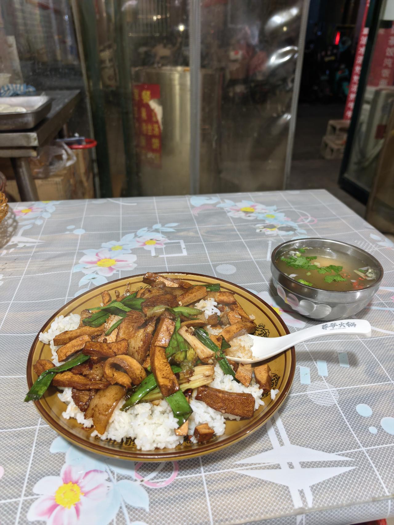 戒酒275天，滴酒未沾。这一次，我总算是戒酒成功了吧？
 
没戒酒的时候，我总觉