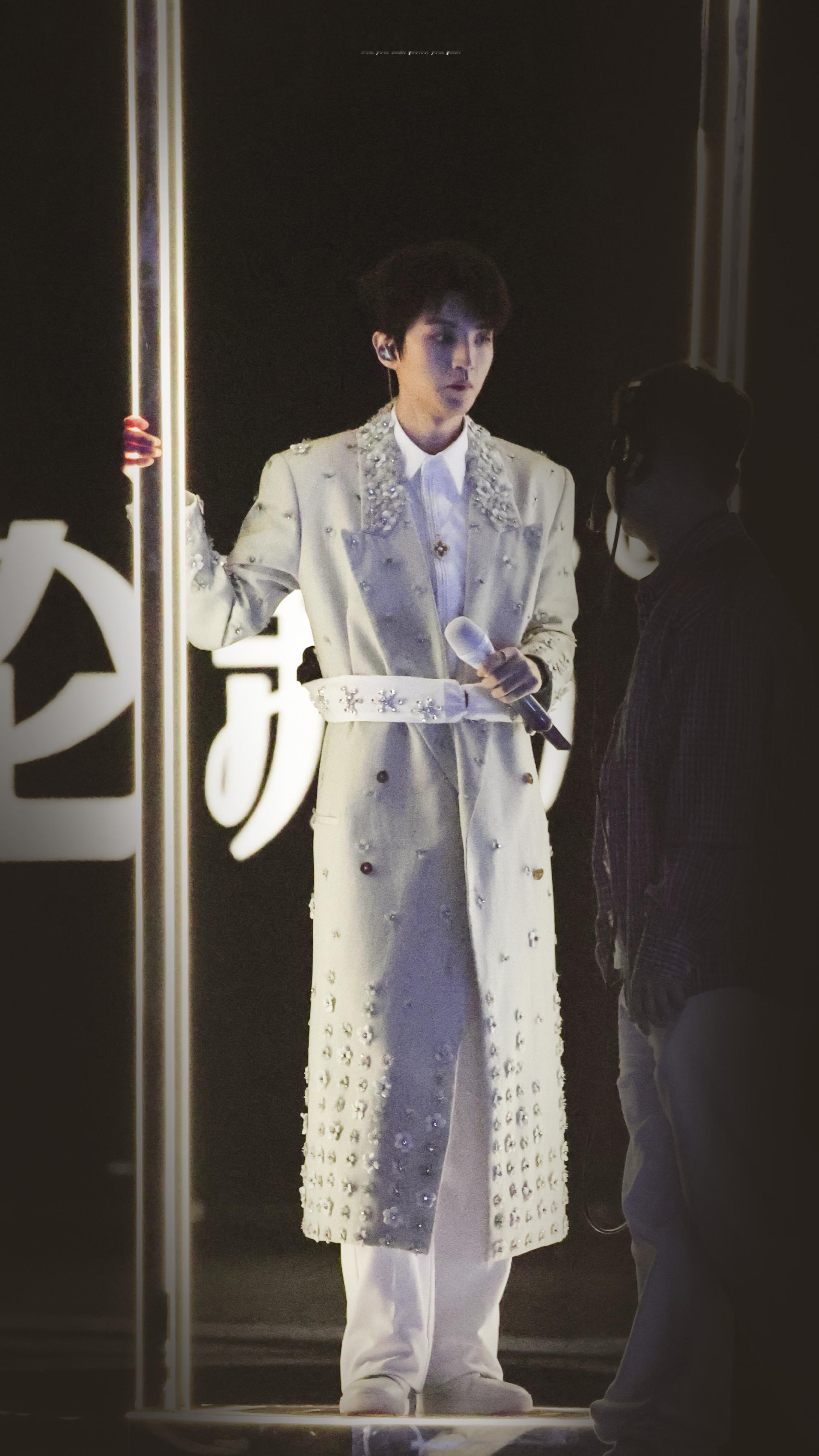 王俊凯💙王俊凯电影刺猬💙💙王俊凯电影野孩子   💙💙王俊凯恭喜黄雅琼圆