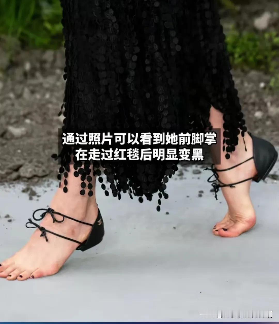 这种也叫做鞋吗？只有一个鞋跟，前面脚掌部分都没有的，走路时脚除了后跟不脏，前脚掌
