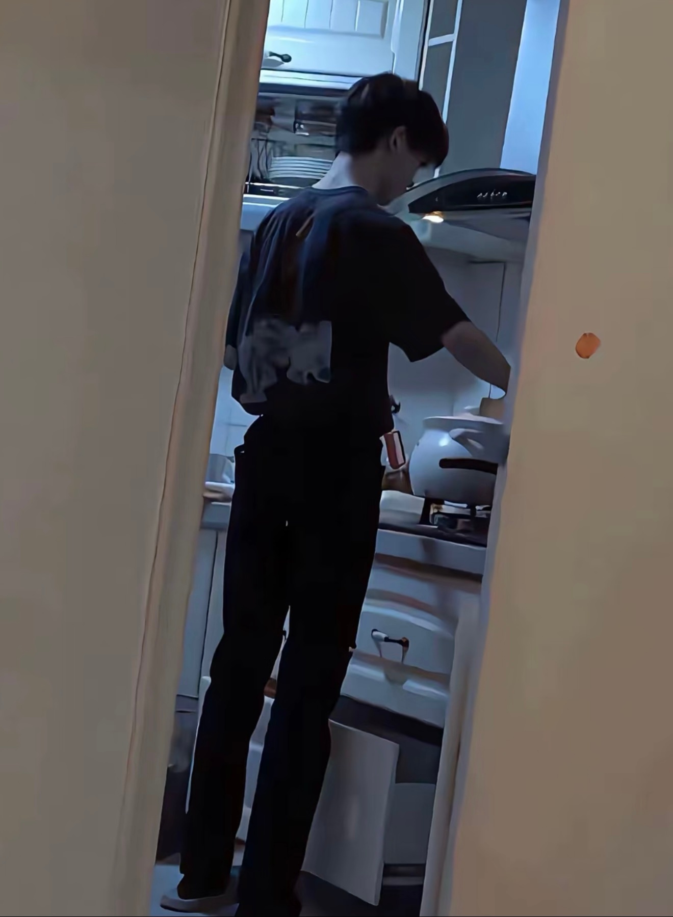 抗住了柴米油盐的麻烦 