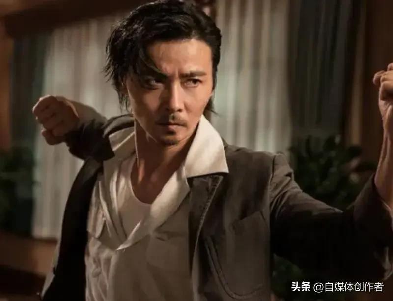 武打硬汉张晋心梗险丧命：血管堵80%，这一健康误区坑了太多人
 
一身功夫的武打