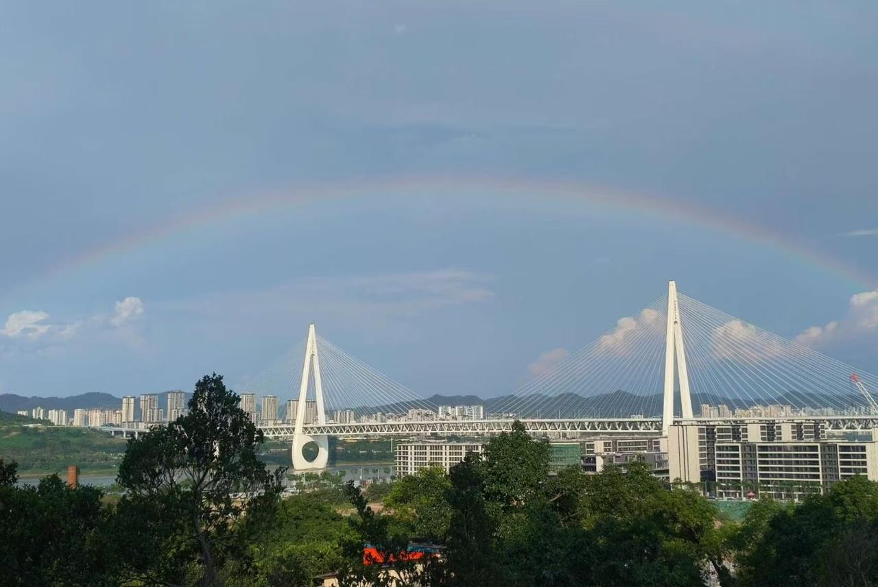 [星星眼]白居寺长江大桥+彩虹🌈，此情此景，过于高级[爱慕]