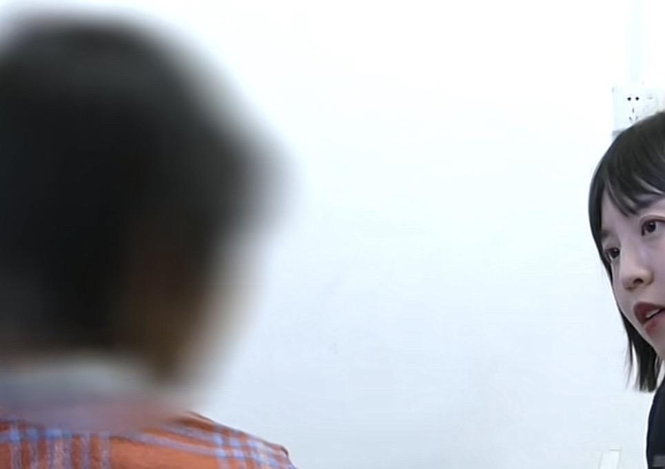 13岁女生花光父亲18万积蓄买画稿这事，最可怜的绝对不是女孩以及她的的父母，而是