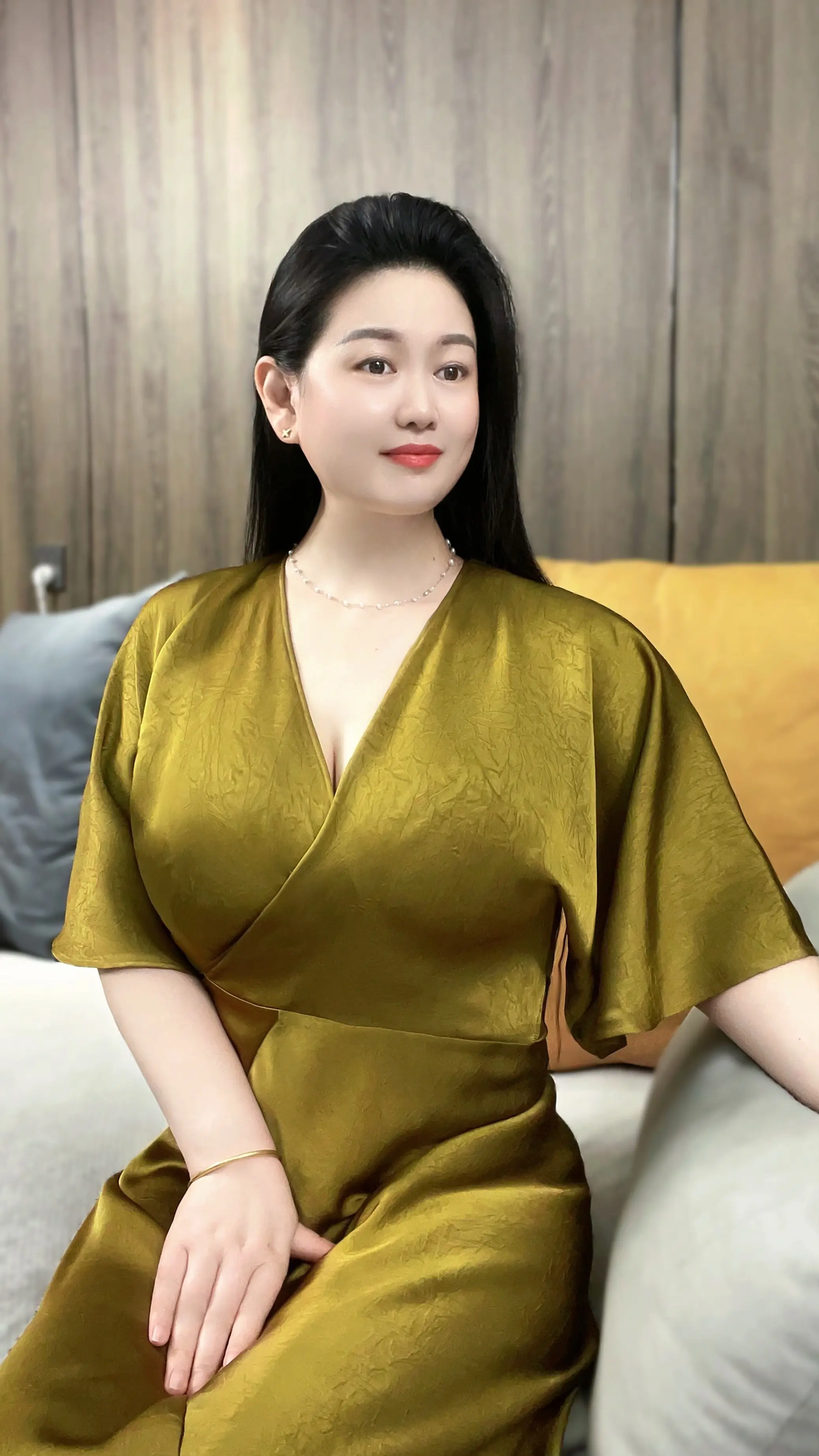 当有一天你尝尽了社会的无情，金钱的压力，人心的险恶，爱情的不堪，你总会...