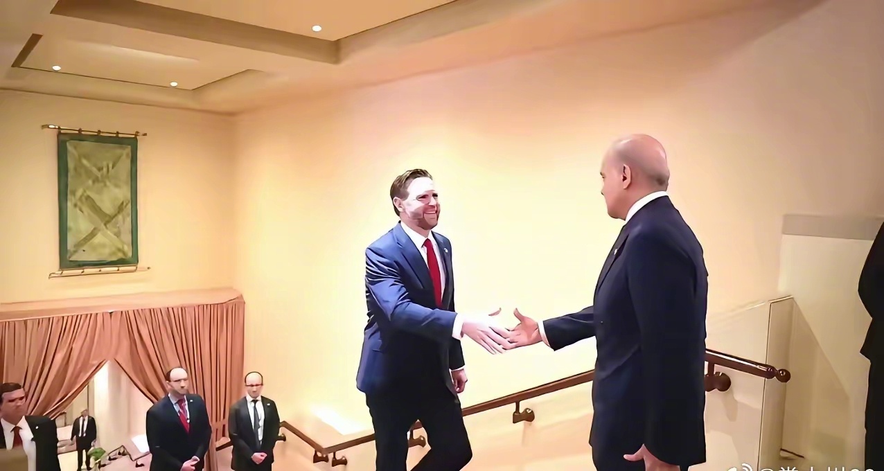 特朗普称如达成协议他或去巴基斯坦如果特朗普去巴基斯坦的话，印度不得疯了啊，印度现