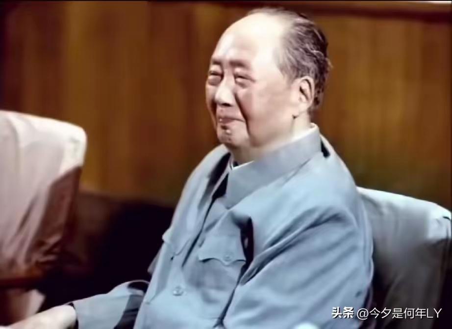 您从未走远，一直活在我们心里
 
总以为离别是永别，可后来才懂，真正的离开，是被