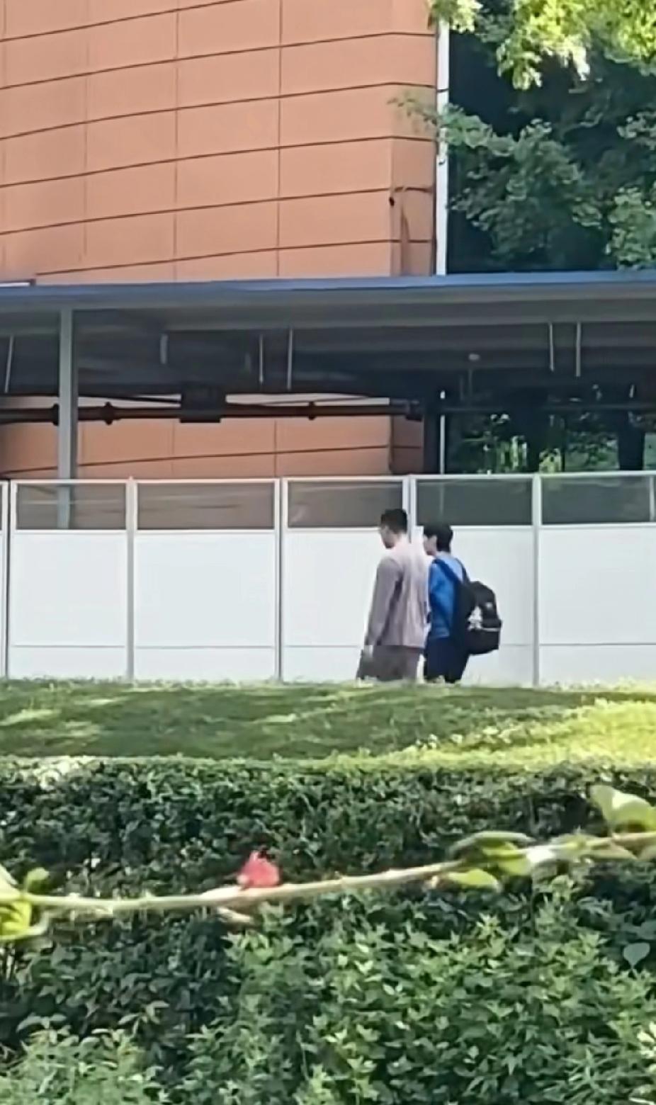 刷到成都封训王曼昱！新鲜鱼鱼太绝了
 
谁懂啊家人们！刷到在成都封训的王曼昱啦?