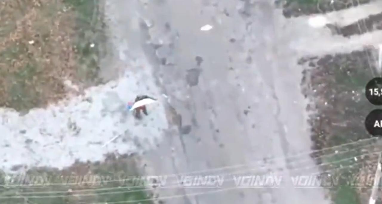 一名来自东部集团军第36集团军近卫第5坦克旅、代号“舞者”的士兵在第聂伯罗彼得罗