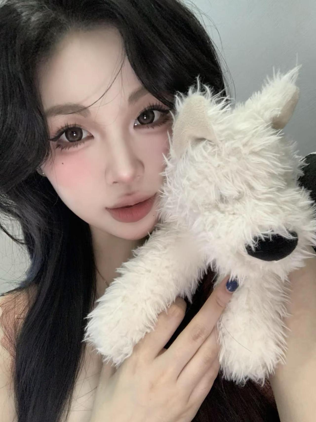 ₌᳐･֊･₌᳐੭嫩嫩的蜜瓜味韩妆🩰🫧最近新买的彩妆色系太美味了～韩系妆容 甜