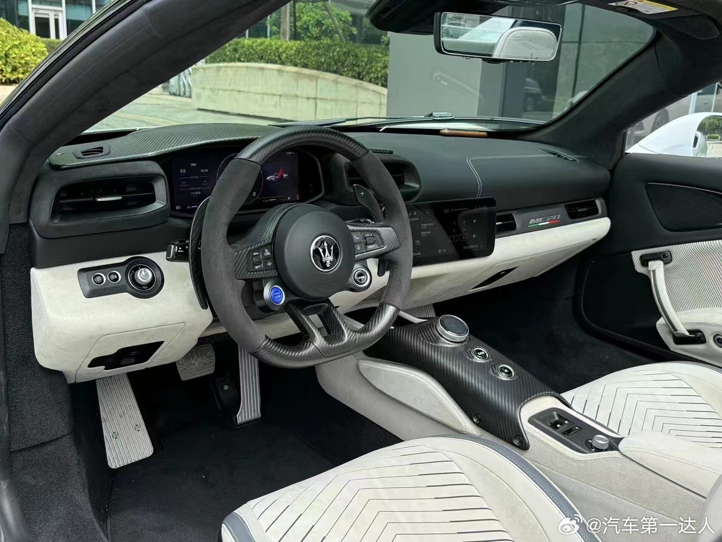 人生不必总等全新，精彩更要把握当下。诚寻准新玛莎拉蒂MC20 Cielo，意式海