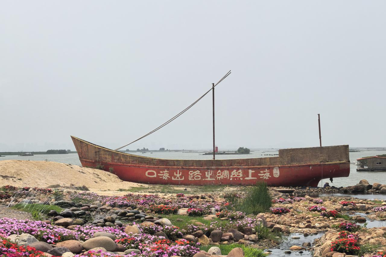 在海丝首港，遇见古港的船帆与烟火｜踏入北海市海丝首港景区，就像闯入了一幅千年商港