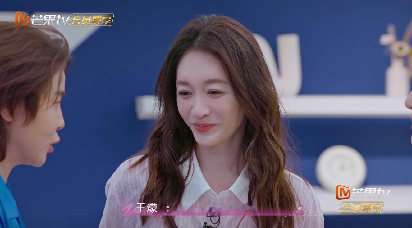 李小冉：为什么大人说话你老是要插话王濛：对，大人说话小孩不要插嘴，老人说了算娜就