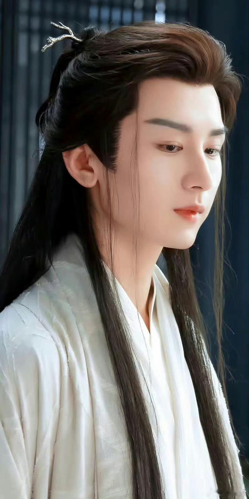 成毅 我的应渊君啊，真的好爱好爱他，又想他了平行世界的他要好好的生活