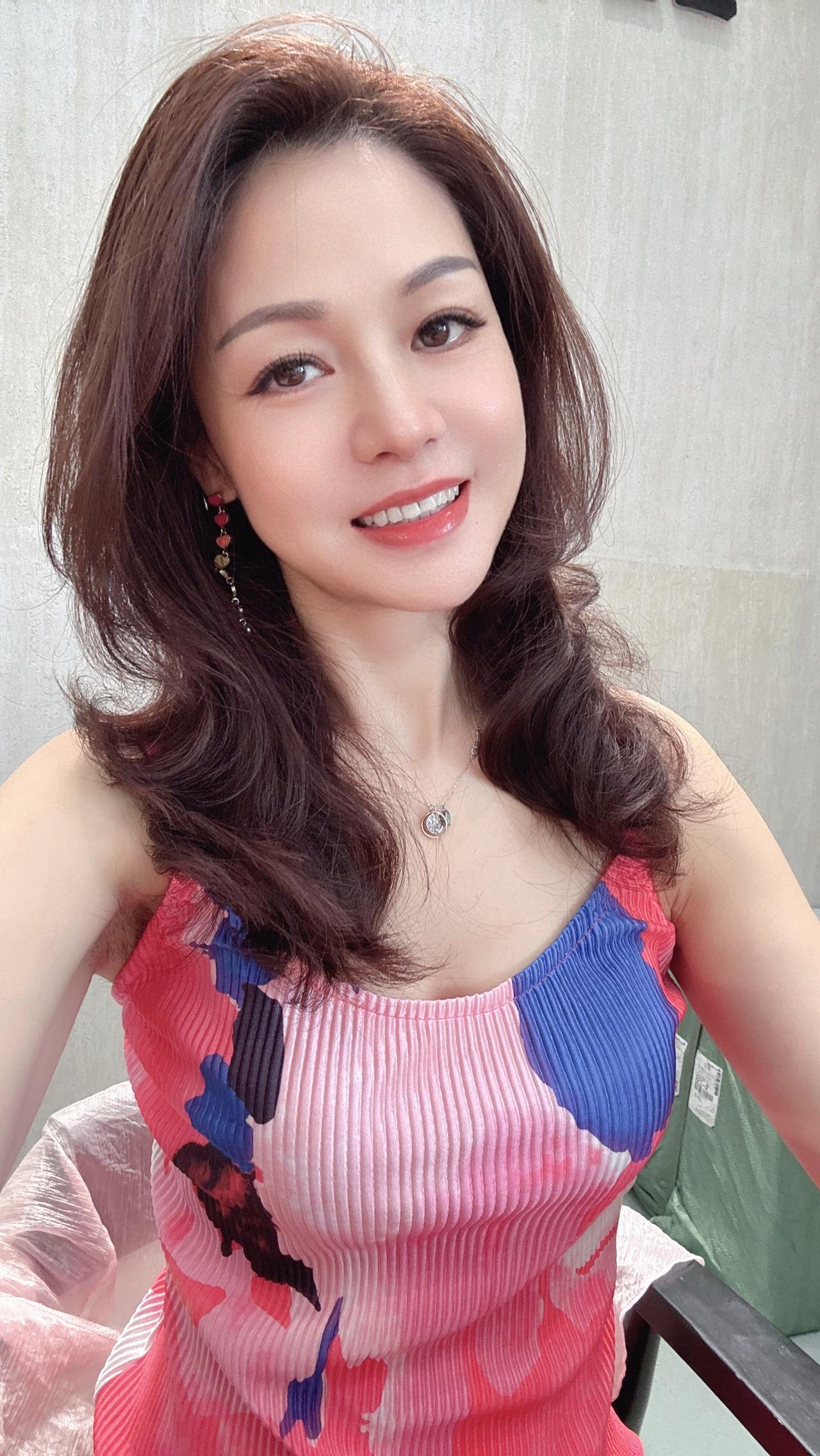 早安朋友们开心快乐每一天