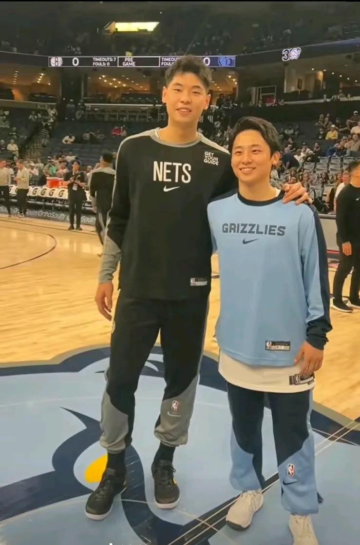 今天才发现崔永熙不仅球打的好 ，这情商也是不错的。

篮网今天主场迎战灰熊，崔永