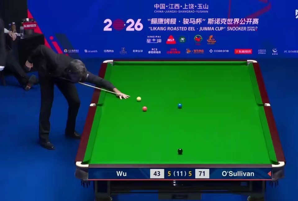 吴宜泽5比6奥沙利文中国00后新星鏖战11局，从1-3追至5-5，决胜局憾遭火箭