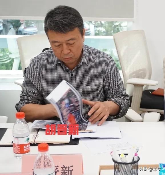 谁来监督监督者？昆明盘龙区国企监管领导主动投案，十五五反腐不留死角
 
2026