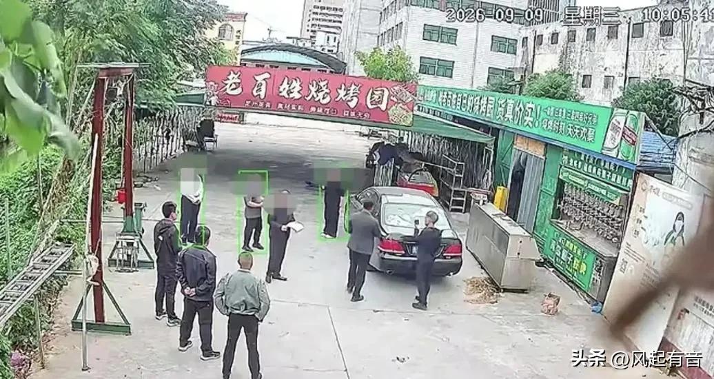 12345热线对于异常举报不能置若罔闻，机械接单。

菏泽市牡丹区张先生经营一家