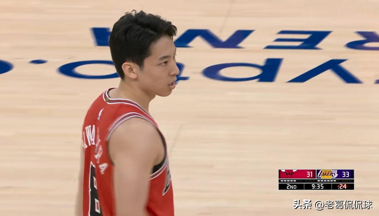 公牛后卫河村勇辉真是有两把刷子！虽然今天公牛在客场以130：142输给了湖人，但