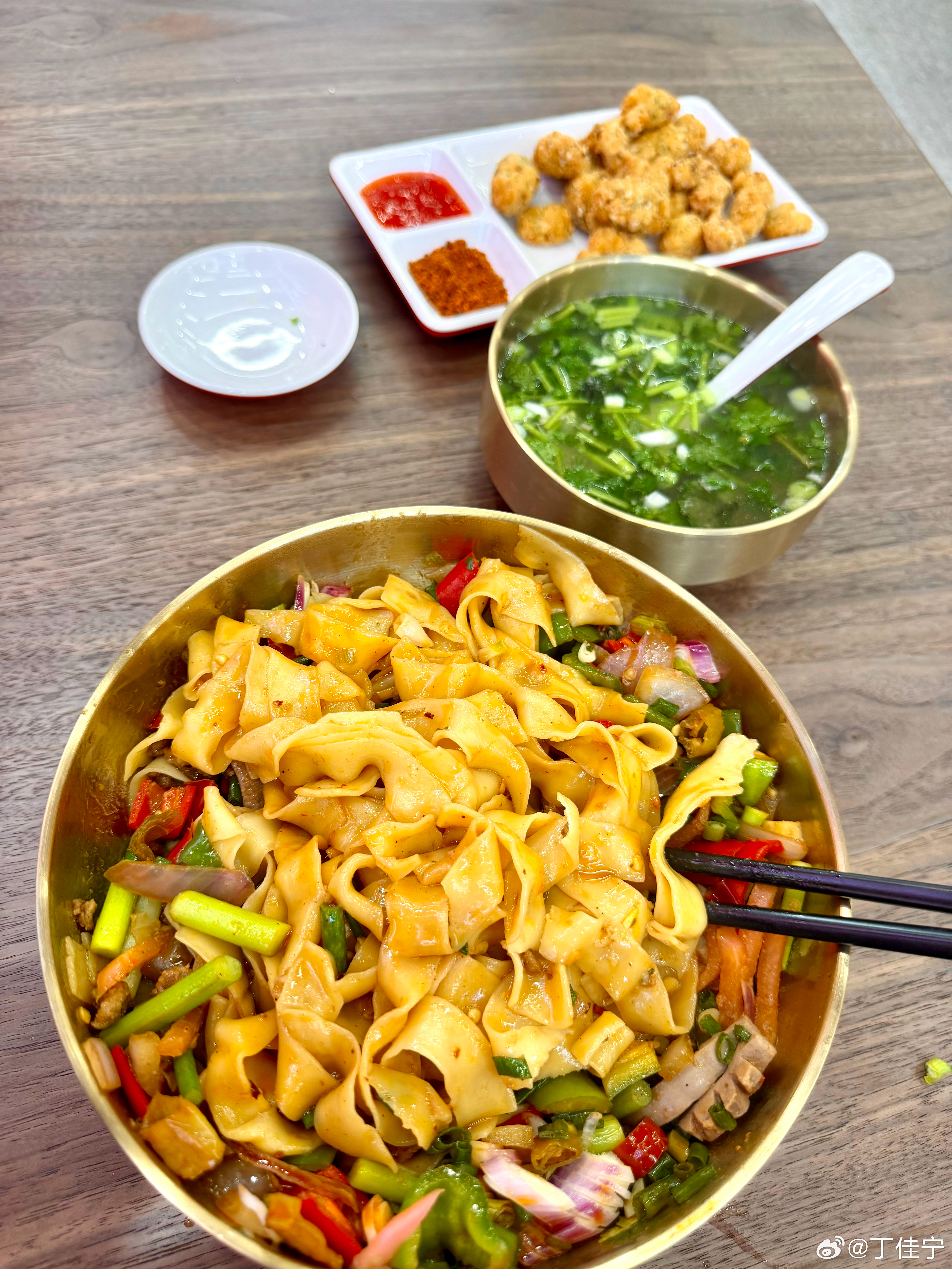 每天跑步，主要是为了可以每天自由吃碳水碳水刀削面浇头面 福州·中国人民解放军联勤