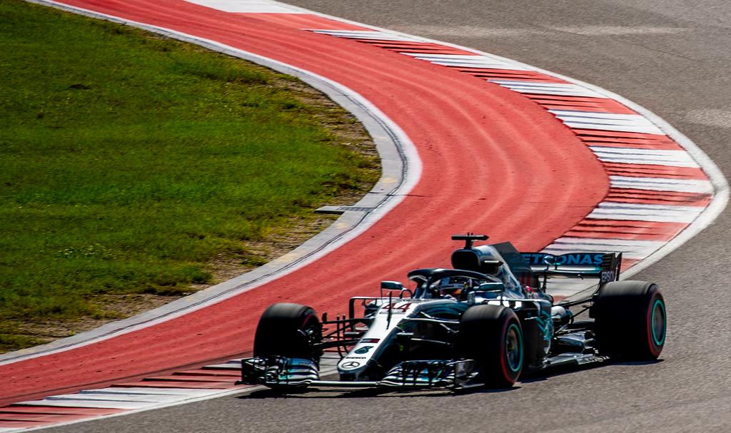 F1五家动力厂商混战,新规则重塑十年竞争格局
法拉利、梅赛德斯、本田、红牛动力系