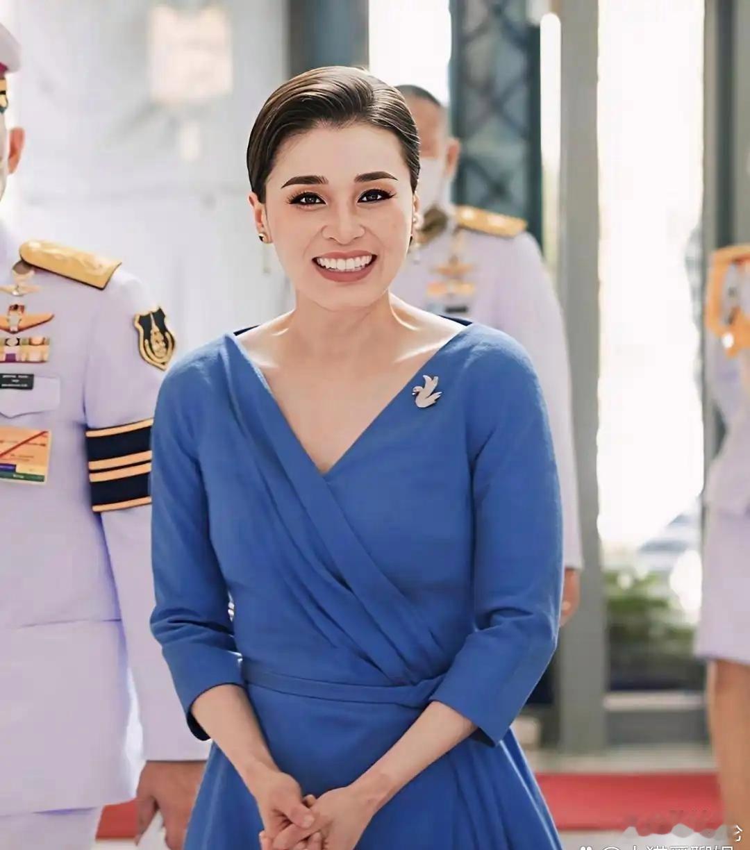 泰国王后苏提达‍太厉害了，简直可以叫‏﻿‍“‌⁠女性版普京‏‏”能力全面﻿‏，‌