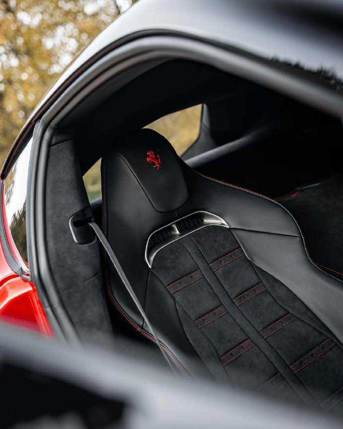 法拉利12Cilindri❤️2.9秒破百、极速超340km/h，9500转/分