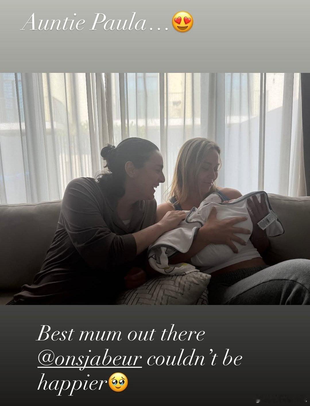 哈哈！巴多萨去看贾巴尔刚出生的宝宝👶两人关系很好啊！wta