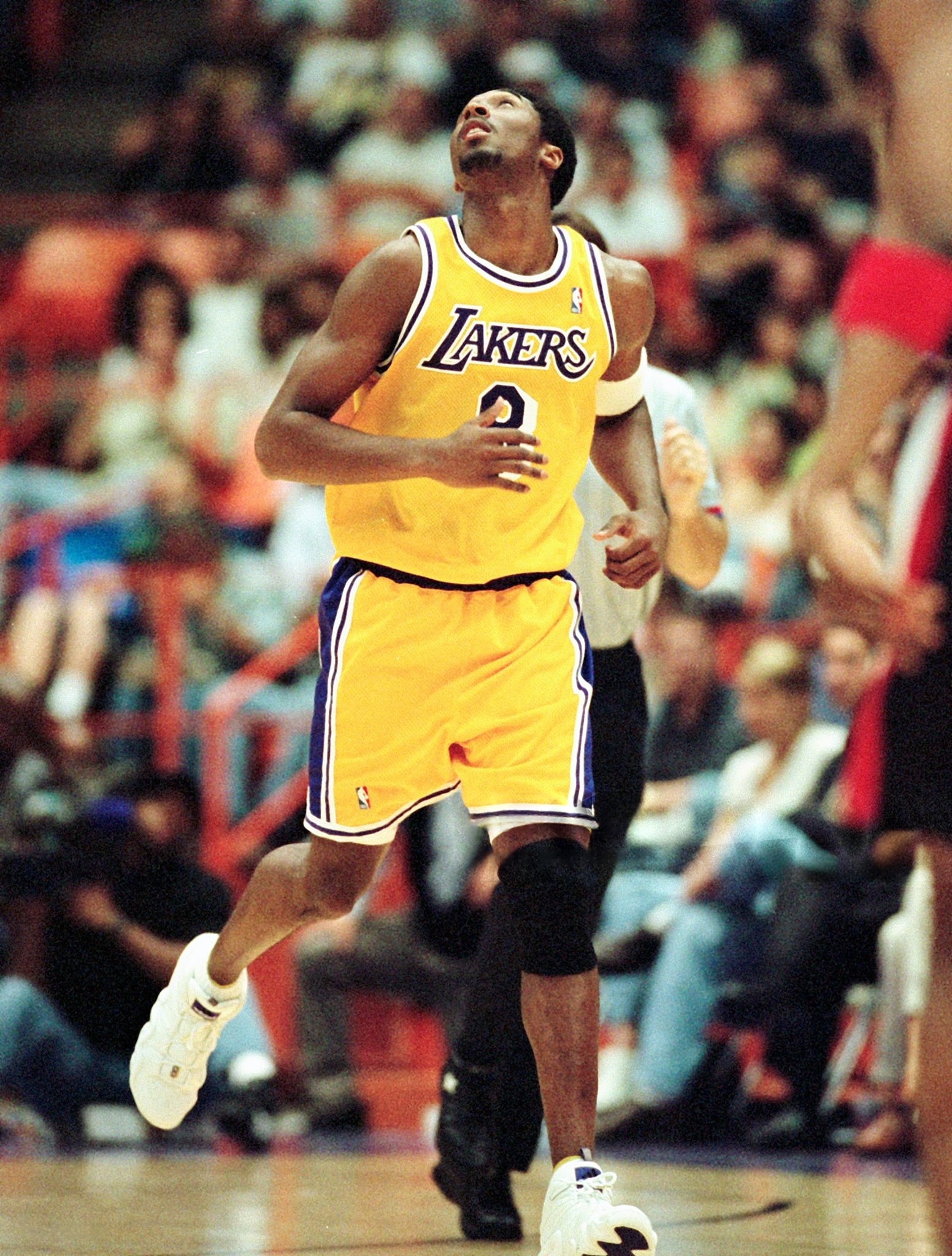 Kobe Bryant 看看我本场的技术统计科比