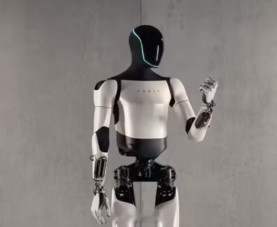 【马斯克称特斯拉将转型机器人公司：Optimus会让人忘记特斯拉是曾生产汽车】在