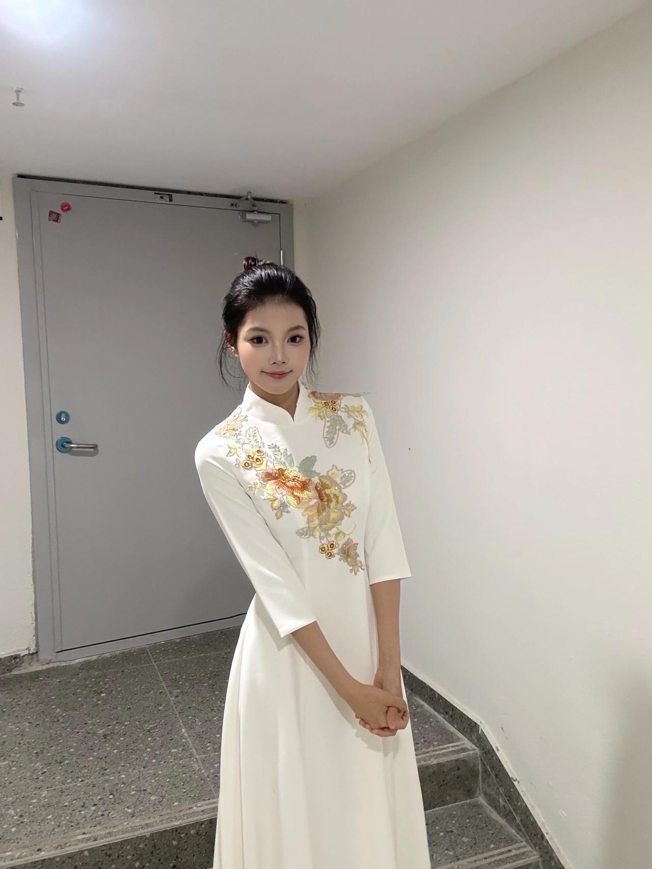 怎样做一个有气质的魅力女人呢? 今日份拍摄