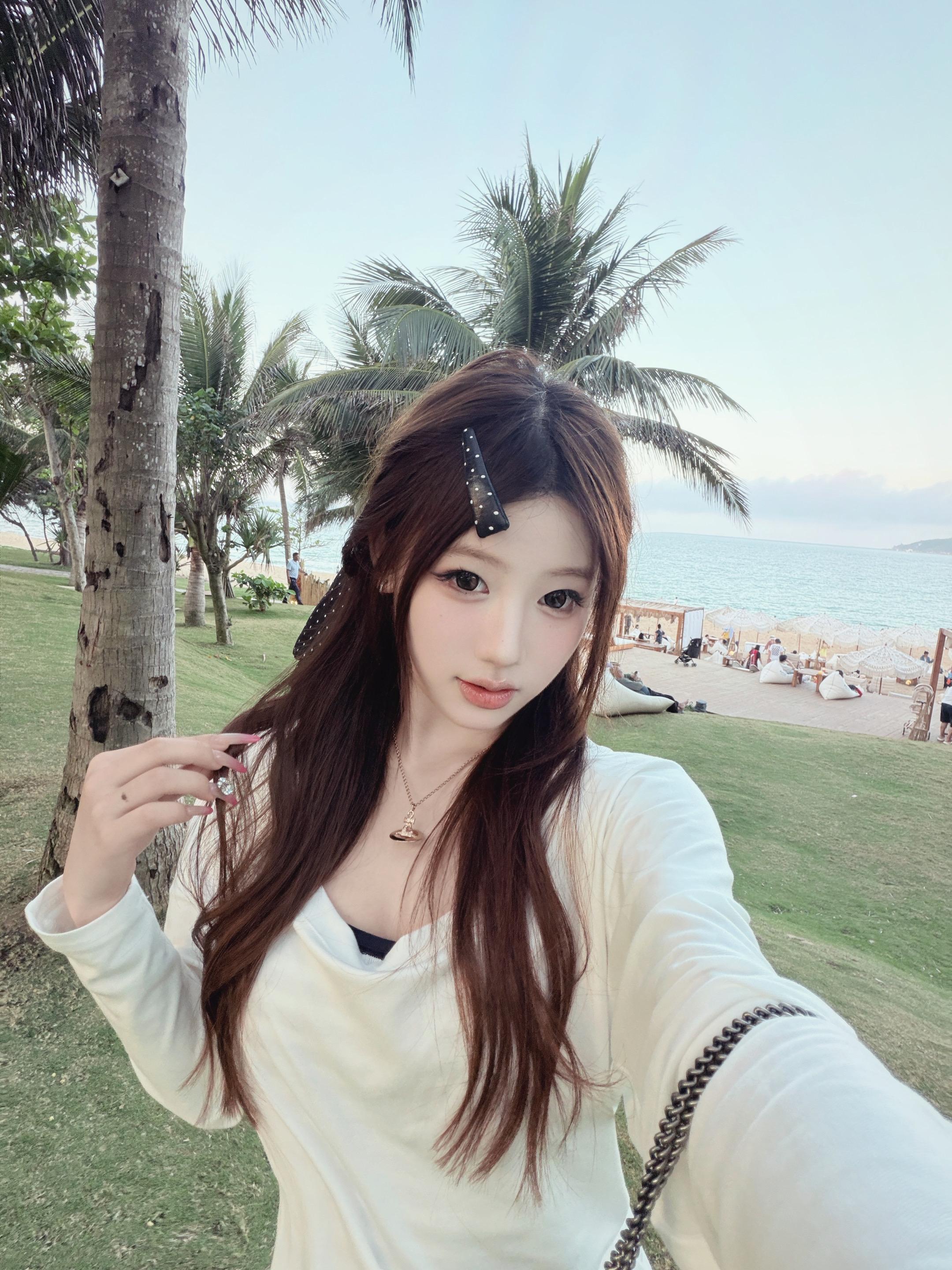 今生最大的遗憾 就是不能亲我自己萌萌的脸