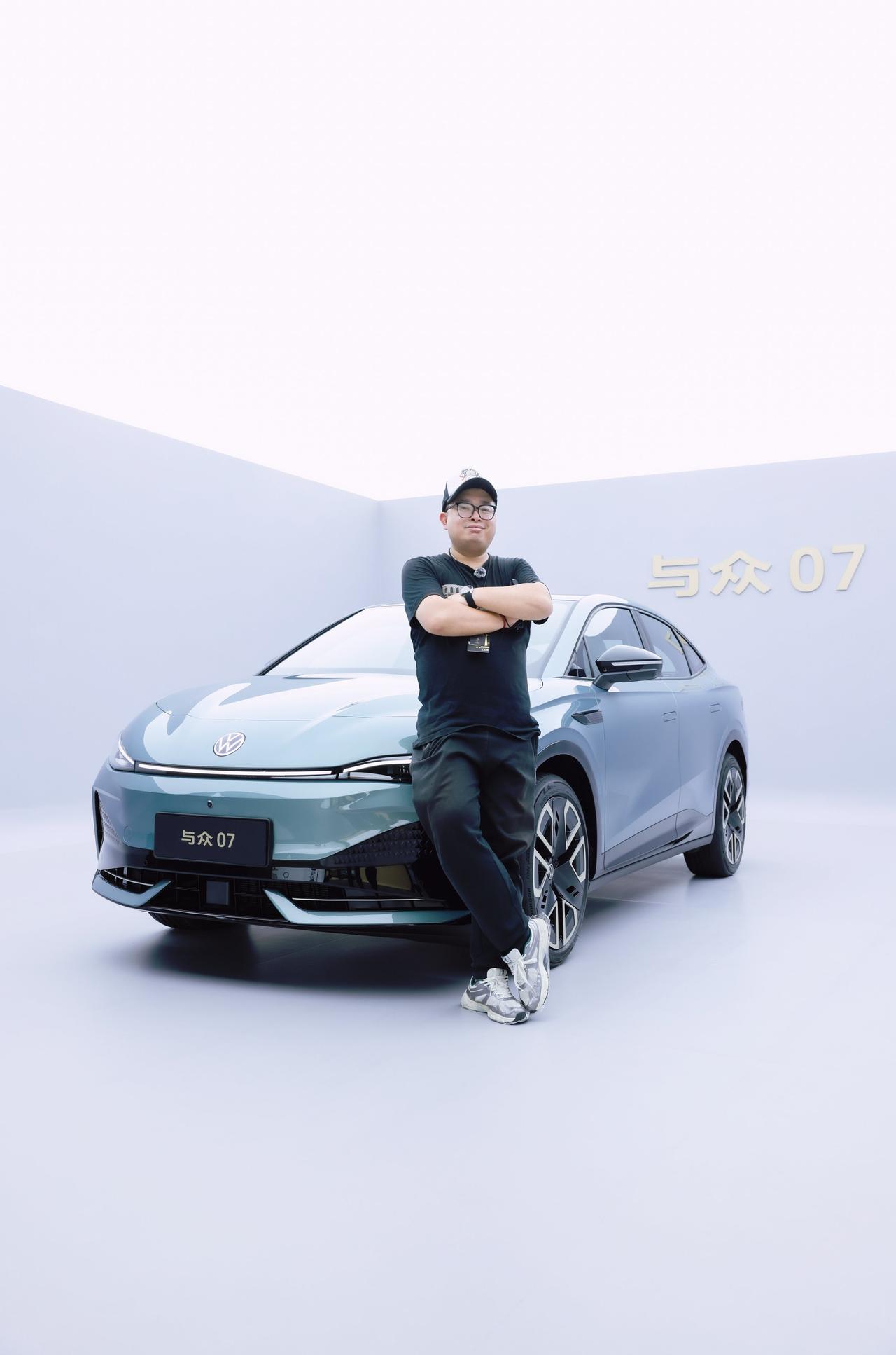 重庆试驾体验：轿跑真能“装”，与众07打破设计与实用的边界

很感谢金标大众的邀