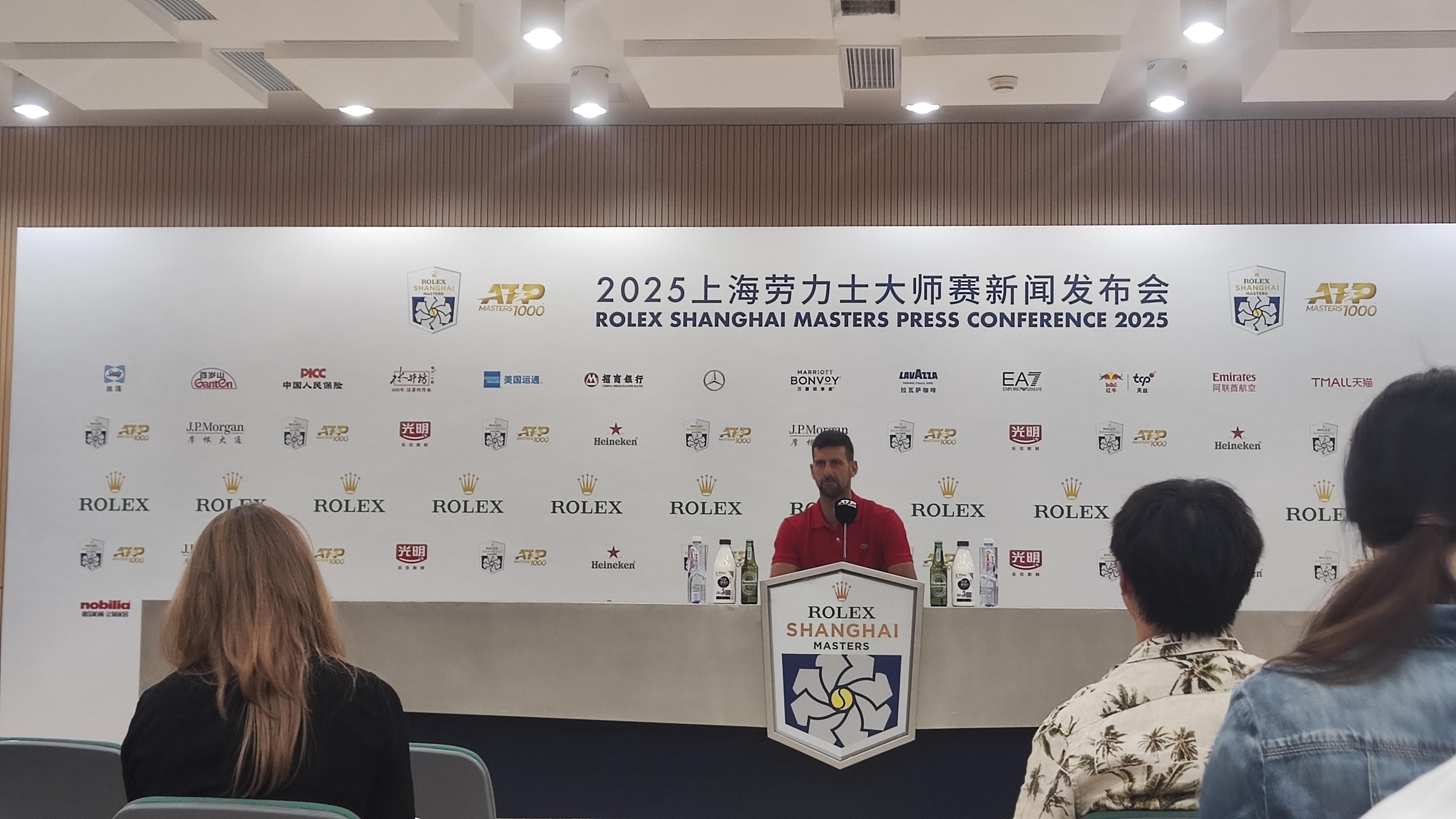 关于赛程的话题，给一下德约完整的回答。问：现在有很多球员在抱怨，赛季太长，比赛太