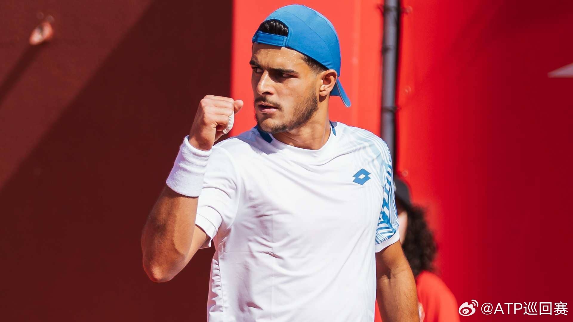 两站ATP250赛事展开首轮争夺，首日完全赛果👇⭕️法耶兹-沙罗菲美国男子红土