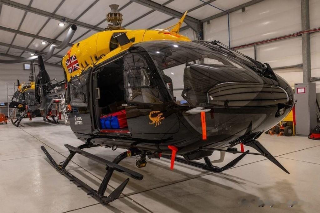 🚁🇬🇧🇨🇾 英国皇家空军向塞浦路斯部署首批 H145 多用途直升机
