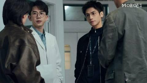 剥茧收官回忆杀 《剥茧》大结局，案件的迷雾散去，人心却愈发清晰。齐法医放下过往，