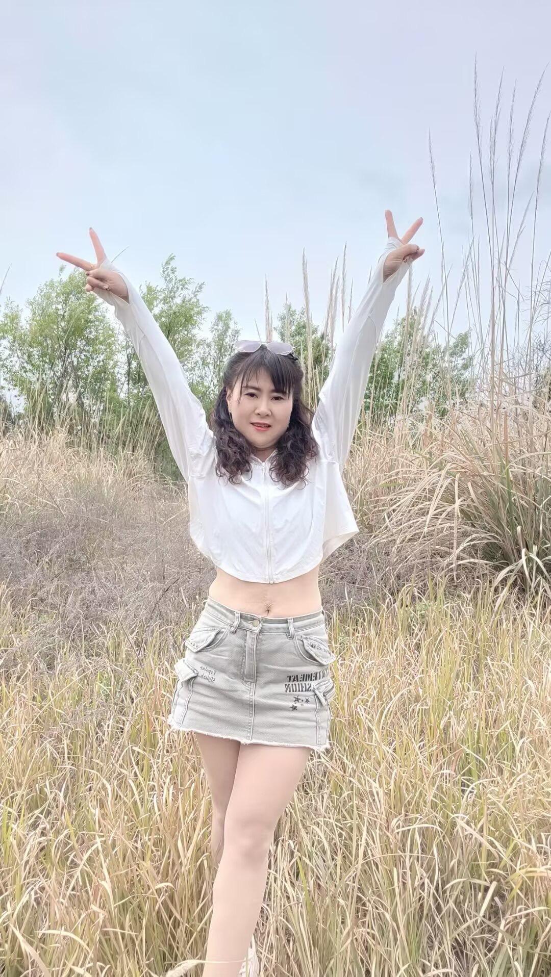 谁都靠不住，除非你有用，在这个烟换烟，酒换酒的时代，不要高估你和任何人...
