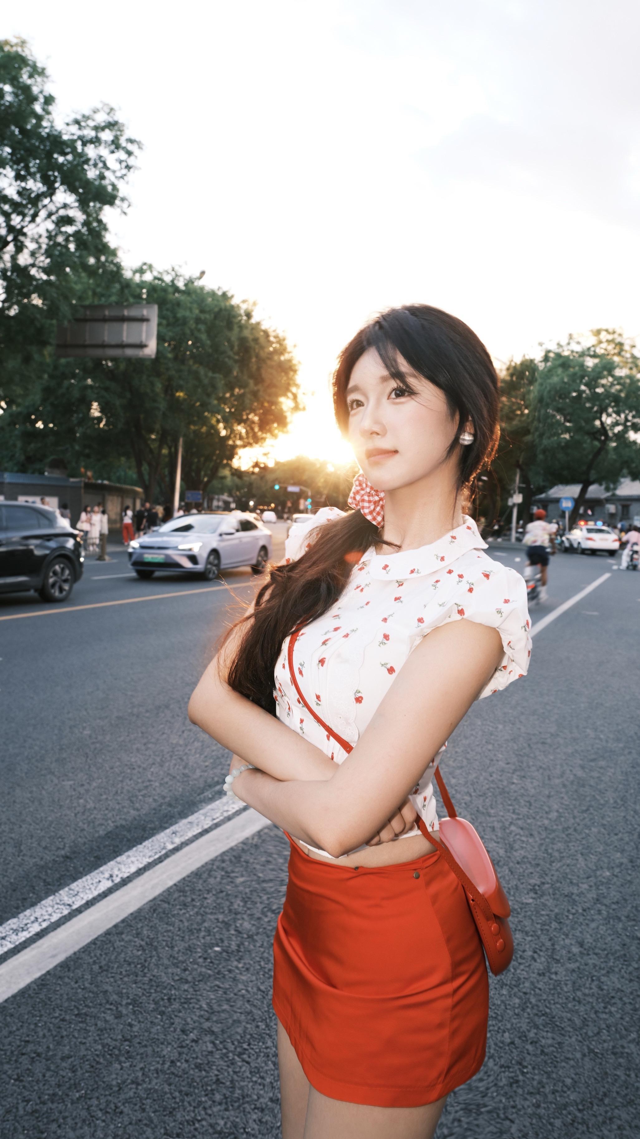 你的表情真的太浮夸。